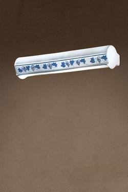 White and blue ceramic wall lamp Trieste - Wall lights by Ferroluce Classic