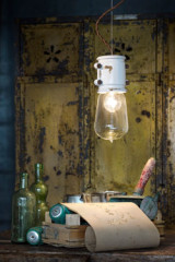 Petite suspension ampoule apparente style loft - Suspension by Ferroluce