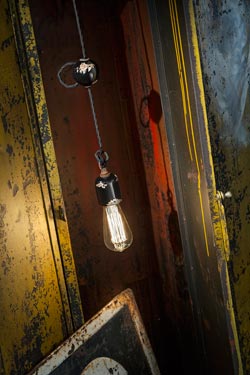 Suspension minimaliste C660 noire  - Suspension by Ferroluce
