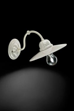 Retro chic wall lamp C141 white - Wall lights by Ferroluce