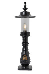 Courtyard large black cast-iron outdoor beacon - Exterior path & step lighting by HARTE