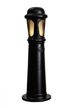 Gate Lodge medium cast iron garden beacon, black 70cm 
