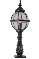 Large black Victorian-style outdoor beacon Heritage - Exterior path & step lighting by HARTE