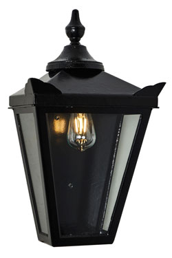 Large Victorian outdoor wall light with IP44 protection Traditional - Exterior wall lights by HARTE