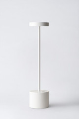 White minimalist cordless lamp 34cm Luxciole - Cordless lamps