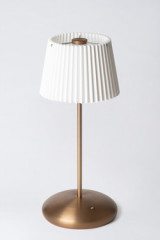 Lampe sans fil classique en aluminium bronze Arturo - Lampe sans fil by Hisle