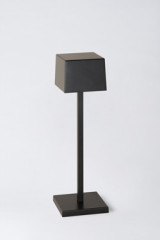 Lampe sans fil rechargeable en aluminium noir Insitu - Lampe sans fil by Hisle