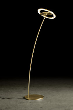 Supernova DW double floor lamp directional light in gold - Floor lamps by Holtkötter