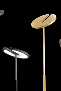 Supernova S height adjustable gold floor lamp 