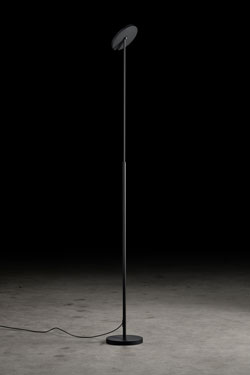 Supernova S height adjustable gold floor lamp - Floor lamps by Holtkötter