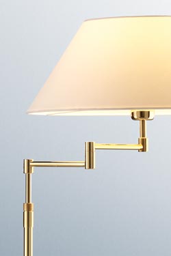 Lampadaire ajustable en hauteur métal doré et abat-jour blanc