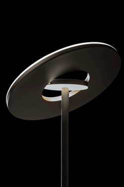 NOVA grand lampadaire Design finition platine