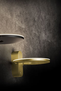 Supernova W contemporary wall lamp in black metal 