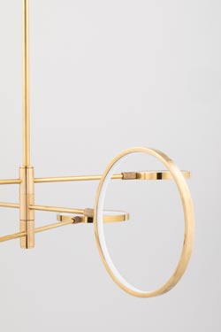 Lustre asymétrique en métal doré Saturn