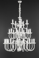 Grand lustre blanc à étages 30 lumières - Lustre by Italamp