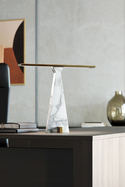 Lampe de table Design en marbre blanc Traccia - Lampe de table by Italamp