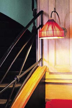 Racine large hanging wall lamp in gilded bronze and red theater lampshade