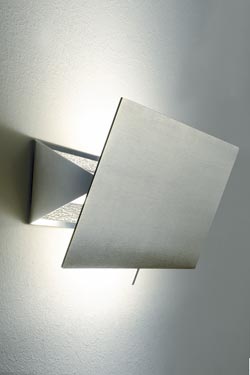 Adjustable wall lamp with white metal shutter Shadow 33cm