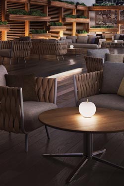 Kushi lampe de table sans fil noir