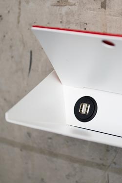 Applique porte-manteaux WardRobe en métal blanc