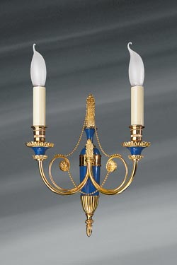 Applique à deux bougeoirs, style Directoire, en bronze massif - Applique by Lucien Gau