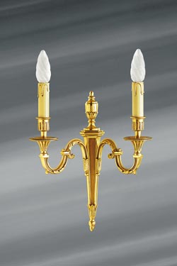 Applique Louis XVI patinée vieil or, deux bougeoirs - Applique by Lucien Gau