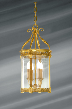 Lanterne en verre et bronze massif travaillé de style classique à quatre lumières  - Lustre by Lucien Gau