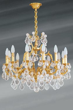 Lustre à pampilles Louis XV doré cristal de bohème douze lumières - Lustre by Lucien Gau