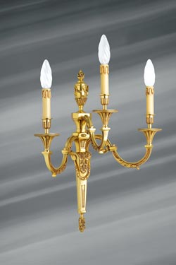 Wall lamp in solid gilded bronze, Louis XVI style, three lights - Wall lights by Lucien Gau