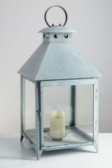 Large candle lantern in old zinc metal La Turbie - Cordless lamps by Lum’Art
