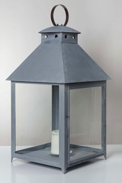 Old zinc candle lantern La Turbie - Cordless lamps by Lum’Art