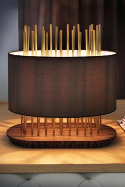 Lampe Soho Oval en soie, bronze et palissandre - Lampe de table by Luminara
