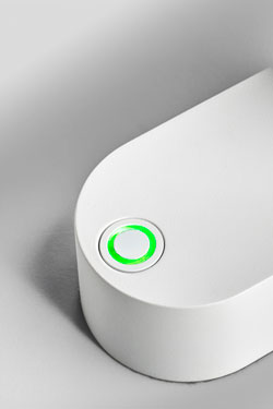 Spot sans fil orientable en métal blanc Akku