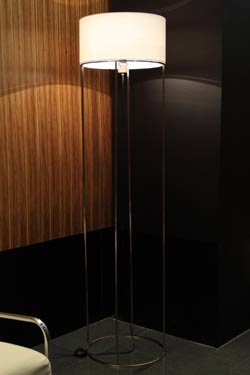 2098's Floor lamp in satin nickel metal and beige fabric - Floor lamps by Luz Difusion