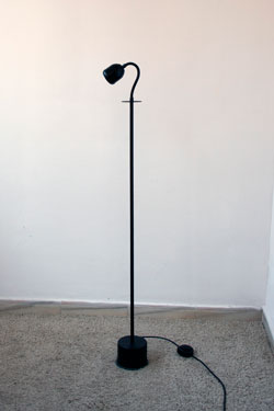 Boogie mini black floor lamp  - Floor lamps by Luz Difusion
