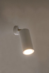 Spotlight small model white and gold Metzer - Spotlights by Luz Difusion
