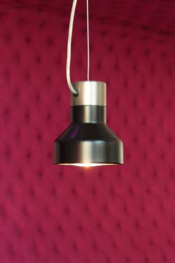 Suspension noire en acier et aluminium Mute S1 - Suspension by Luz Difusion