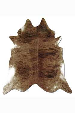 Peau de vache entière marron foncé petit modèle  - Tapis en peau by MA Salgueiro