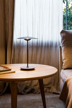 Ginger cordless lamp in wenge wood