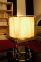 Lampe de table en ruban beige Mercer grand modèle - Lampe de table by Marset
