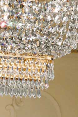 Grand plafonnier en cristal forme ovale