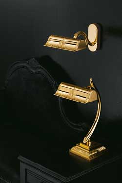 Gold-plated bedside wall light with engraved pattern