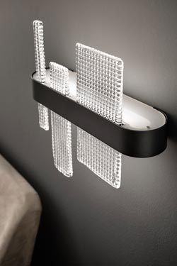 Ribbon applique ruban noire et verre 37cm