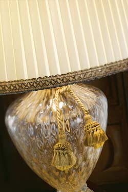 Gold Murano glass table lamp