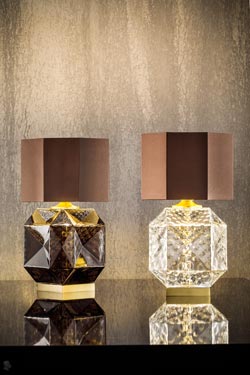 Octagonal table lamp in clear blown glass