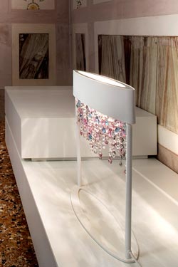 Ola claissic table lamp in matt white painted metal - Table lamps by Masiero