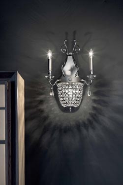 Elegantia 3-light gold wall lamp