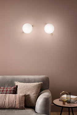 White ball wall lamp Posy