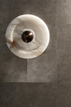 Applique ronde en albâtre et bronze Circle
