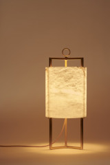 Lampe de table lanterne en albâtre et métal doré Lantern - Lampe de table by Matlight